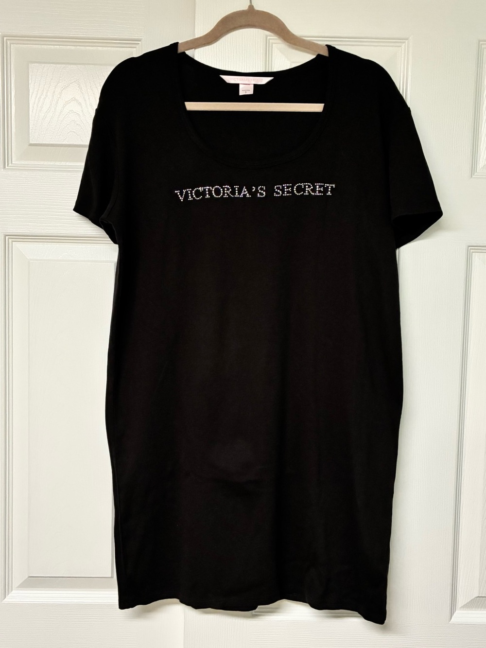 NWT Victoria’s Secret Signature Sleep Shirt, Black, Size Small*